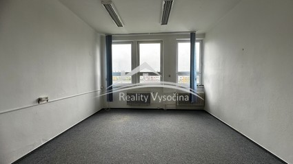 Pronájem pěkné kanceláře 26 m2, Pelhřimov  - Fotka 2