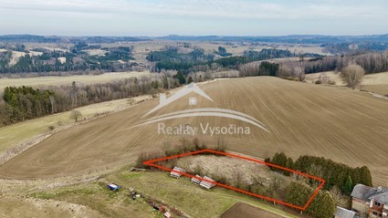 Stavební pozemek 1.063m2 Horní Dlužiny, 4 km Světlá nad Sázavou - Fotka 1