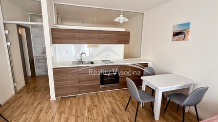 Pronájem pěkného zděného bytu 2+kk Jihlava - Fotka 2