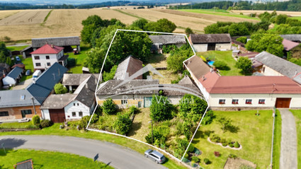 Rodinný dům 3+1 na pozemku 3.940m2, Zboží u Habrů - Fotka 3