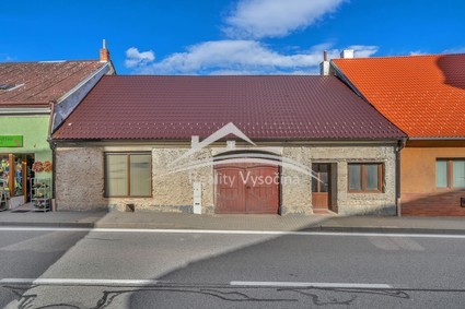 Rodinný dům na pozemku 1 456 m² se stodolou 250 m² – Želetava - Fotka 2