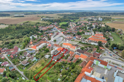 Chalupa na pozemku 1 456 m² se stodolou 250 m² – Želetava - Fotka 20